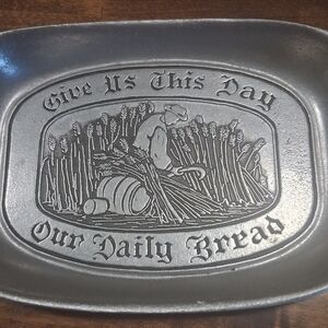 Decorative Pewter Bread 6x9" Plate